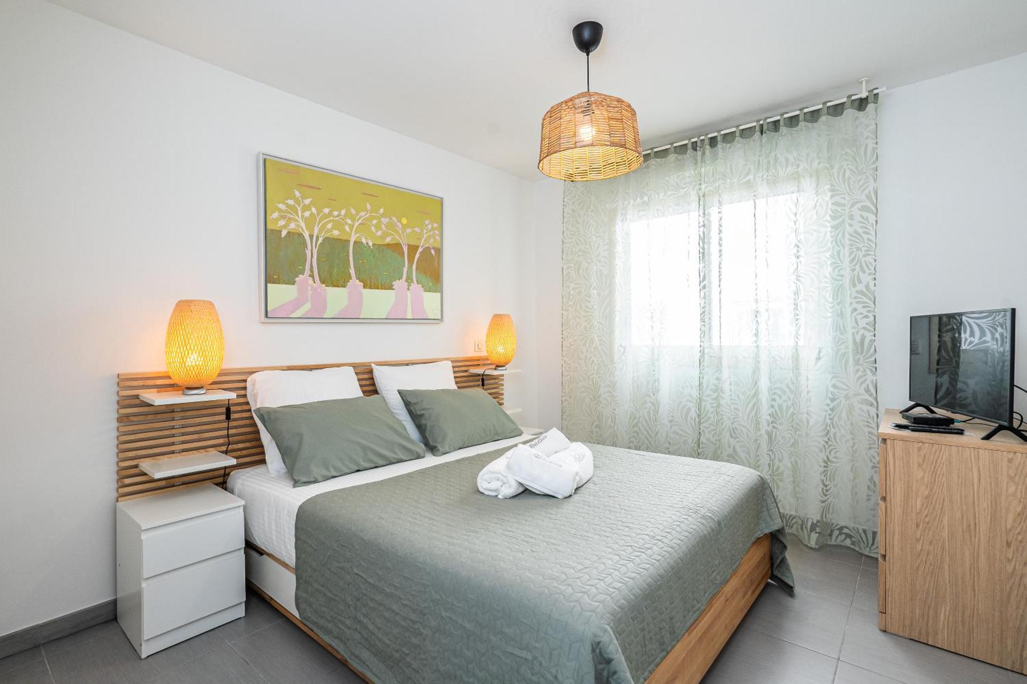 Appartement Design T2, Neuf, 8 Min Palais Et Croisette, Parking *